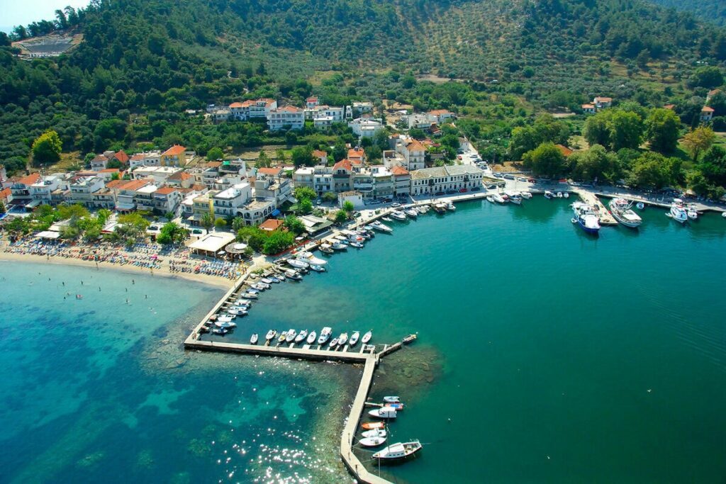 Holidays With Children in Greece: A Mythical Journey Through Time and Family Fun 14