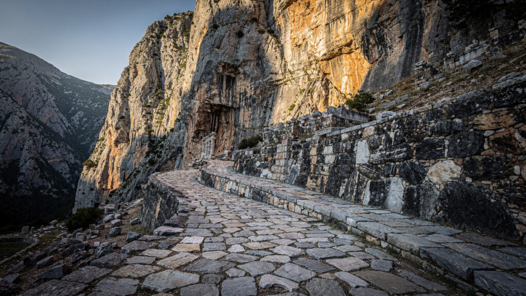 Ancient Greek Architectural Masterpieces You Must See in Your Lifetime 17