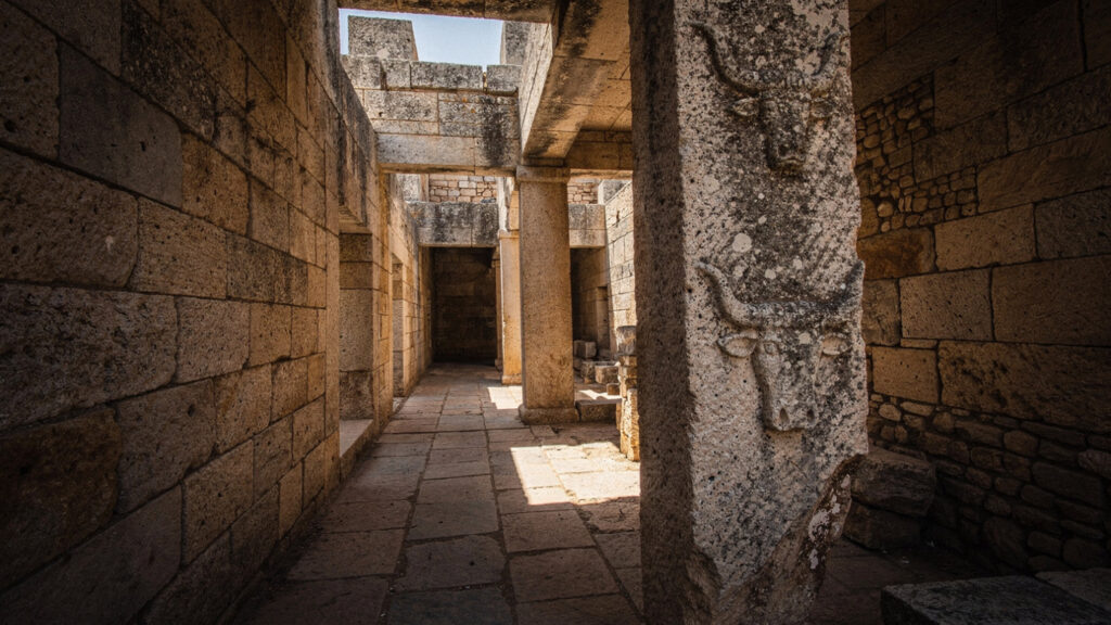How Many Ancient Greek Myths Actually Happened? Unraveling the Line Between Fact and Fiction 16