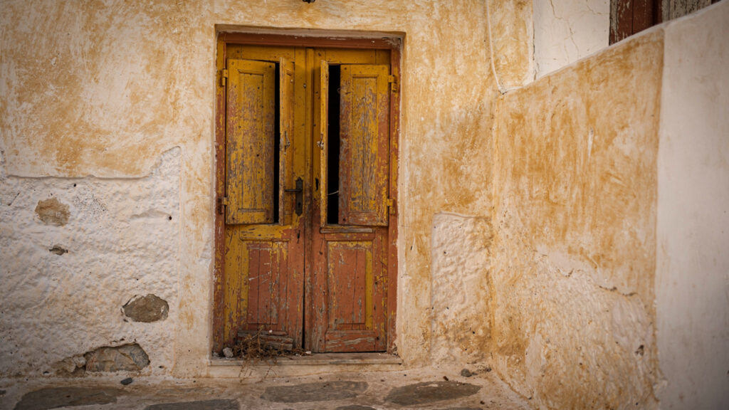 Blue and White | The Real Story Behind the Cyclades' Most Famous Colors 18