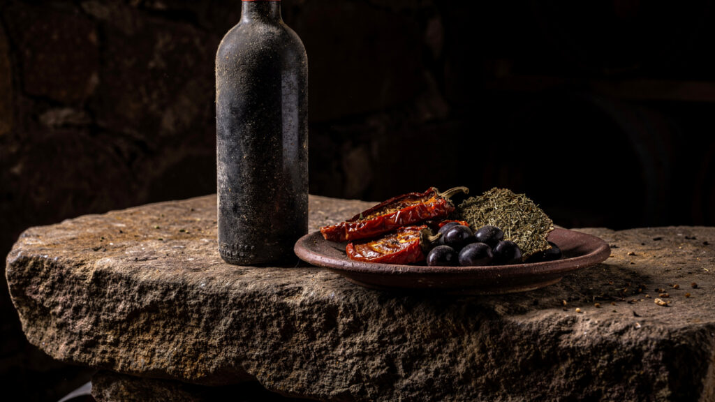 The Wine That Dionysus Did Not Invent and the Grapes That Survived Him 19