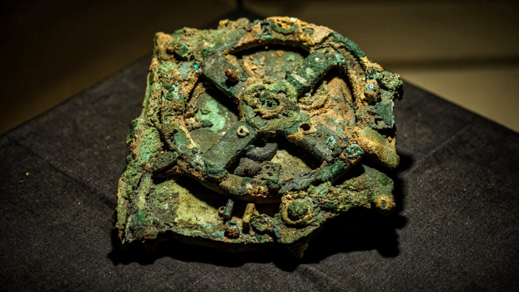 The Antikythera Mechanism | The Object That Changed What We Know About the Greeks 18
