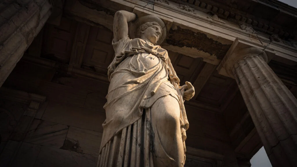 The Greek Dress Tradition | The Chiton, the Himation, and the Philosophy of the Draped Form 21