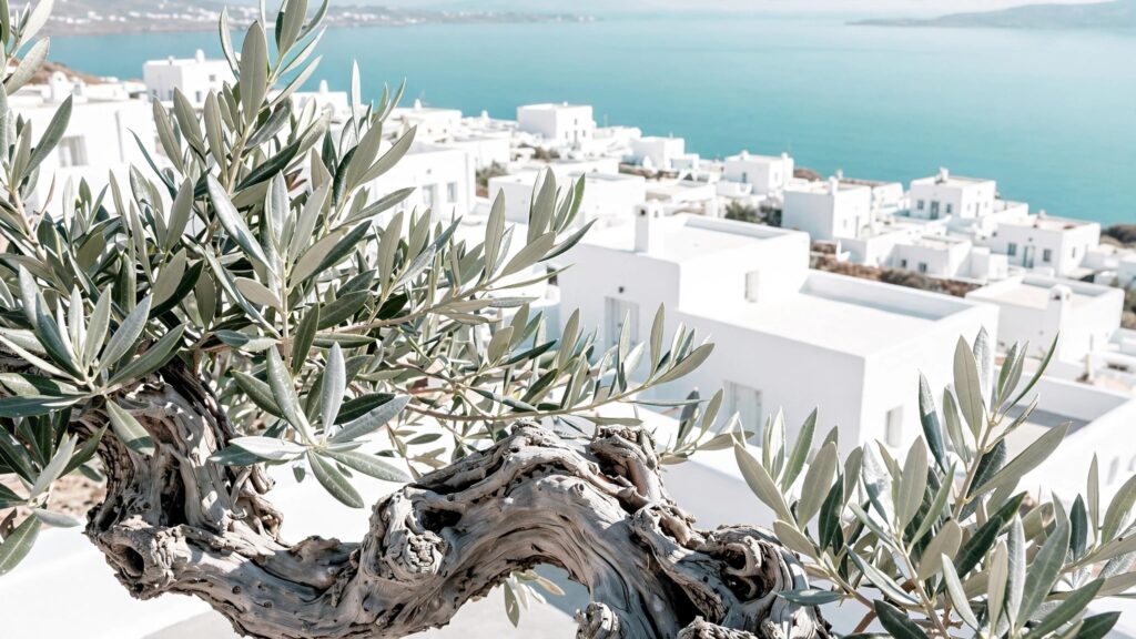 Helios and the Aegean Summer | What July Means in the World That Named the Sun 14